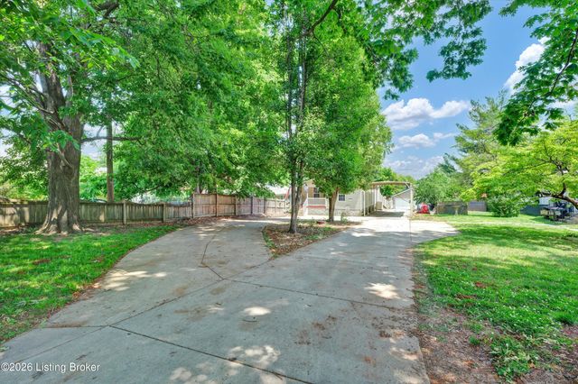 4209 Clark St, Louisville, KY 40213