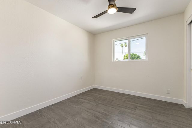 2122 W DAHLIA Drive, Phoenix, AZ 85029