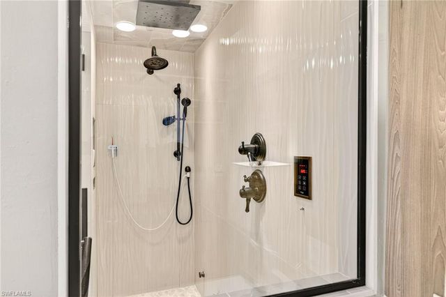 4656 S Landings DR, Fort Myers, FL 33919