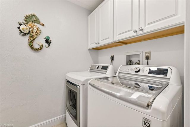 4656 S Landings DR, Fort Myers, FL 33919