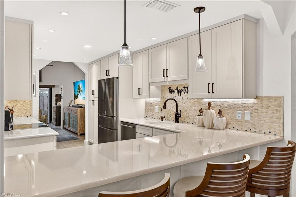 4656 S Landings DR, Fort Myers, FL 33919