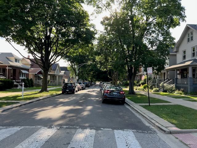 5059 W Argyle Street, Chicago, IL 60630
