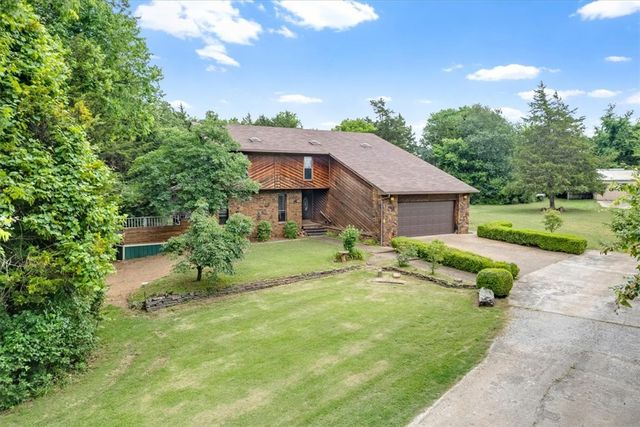 4148 N Hungate Lane, Fayetteville, AR 72703