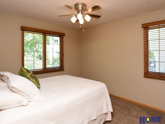 7211 Woody Creek Lane, Lincoln, NE 68516
