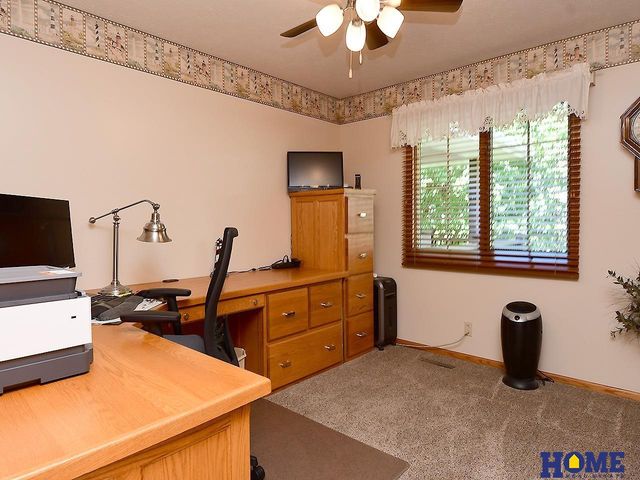 7211 Woody Creek Lane, Lincoln, NE 68516