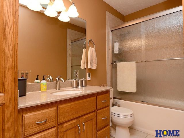 7211 Woody Creek Lane, Lincoln, NE 68516
