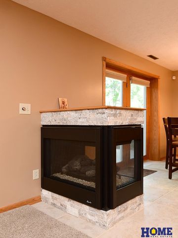 7211 Woody Creek Lane, Lincoln, NE 68516