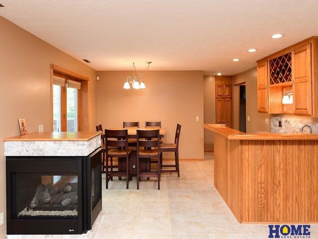 7211 Woody Creek Lane, Lincoln, NE 68516