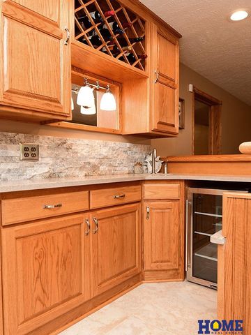 7211 Woody Creek Lane, Lincoln, NE 68516