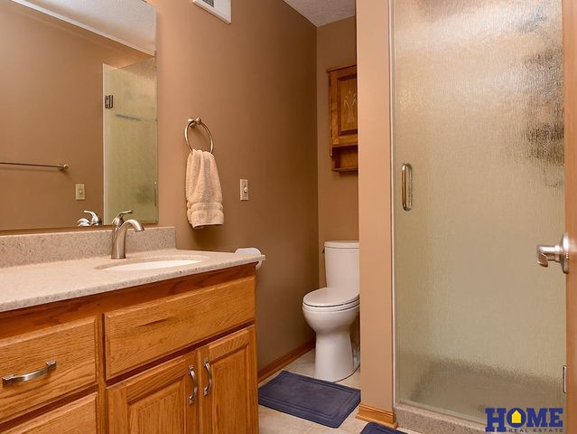 7211 Woody Creek Lane, Lincoln, NE 68516