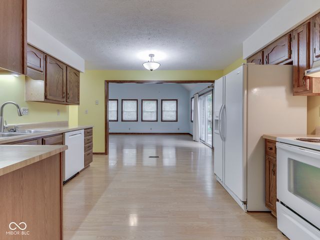 116 Dahlia Lane, Indianapolis, IN 46217