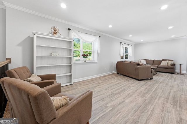 4400 Twin Creek Drive NE, Kennesaw, GA 30144
