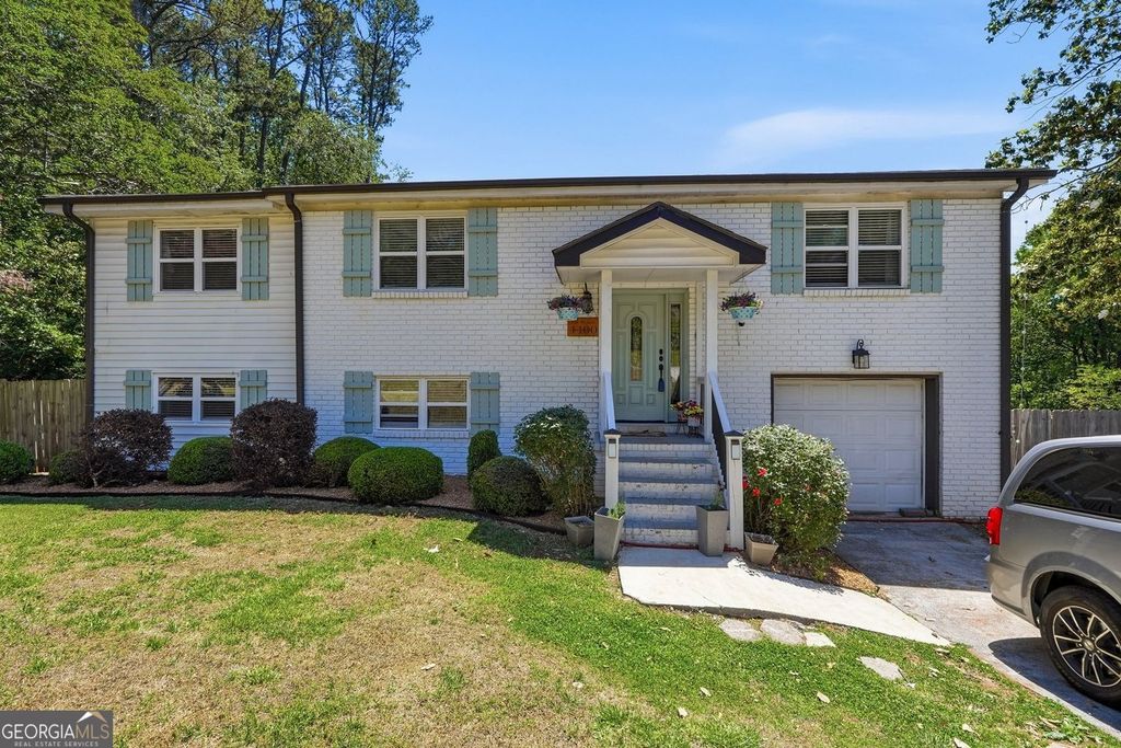 4400 Twin Creek Drive NE, Kennesaw, GA 30144