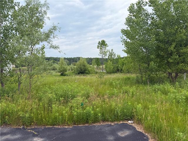 67 Kings Mill Ct, Penfield, NY 14526