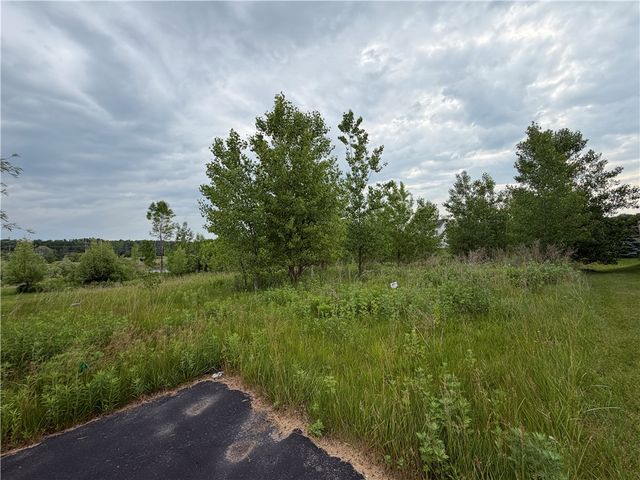 67 Kings Mill Ct, Penfield, NY 14526