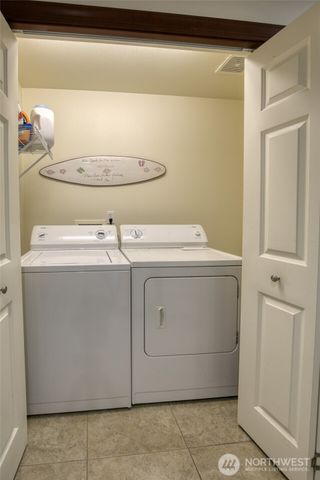 24 Darien Lane, Pacific Beach, WA 98571