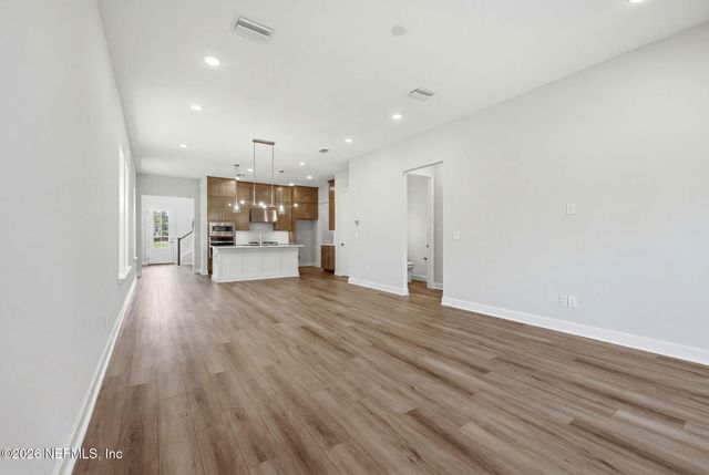 168 SEAMARK Drive, Ponte Vedra, FL 32081