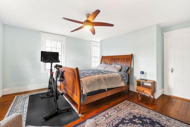 86 Potter Rd, Waltham, MA 02453