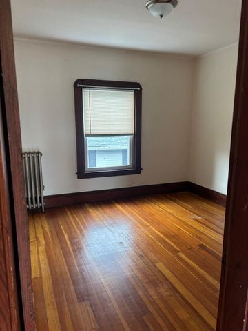 72 Richmond St 3, Brockton, MA 02301
