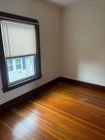 72 Richmond St 3, Brockton, MA 02301