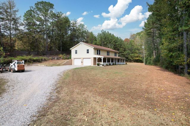 3074 Harrison Pike NW, Cleveland, TN 37311