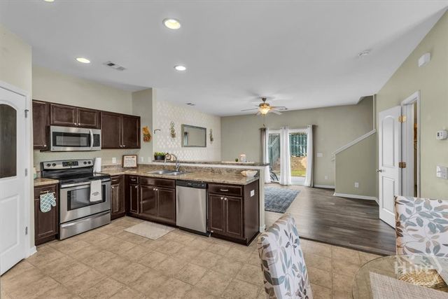 10 Cantle Drive, Richmond Hill, GA 31324