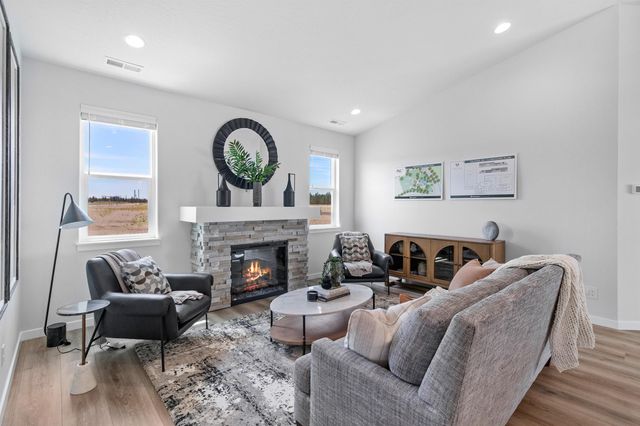 12243 N Dupont Dr, Spokane, WA 99218