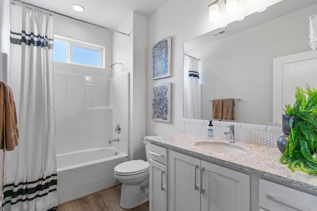 12243 N Dupont Dr, Spokane, WA 99218