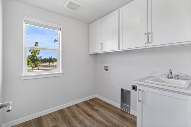 12243 N Dupont Dr, Spokane, WA 99218