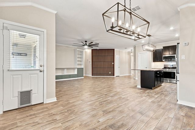 5122 Blue Ivy, Bulverde, TX 78163