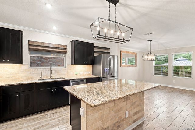 5122 Blue Ivy, Bulverde, TX 78163