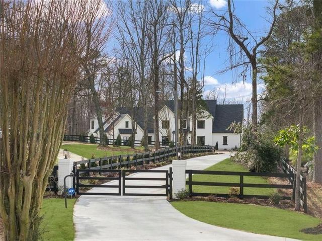 2309 Dinsmore Road, Milton, GA 30004