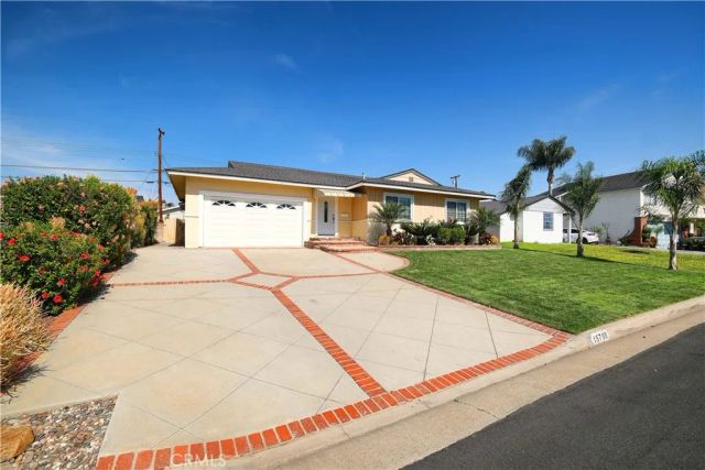 15708 La Barca Drive, La Mirada, CA 90638
