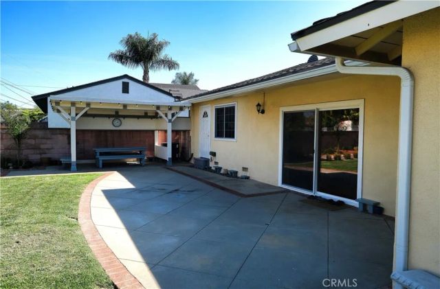 15708 La Barca Drive, La Mirada, CA 90638
