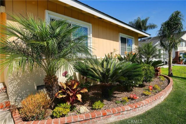 15708 La Barca Drive, La Mirada, CA 90638