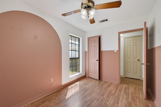 5521 E Meadow Drive, Bossier City, LA 71112