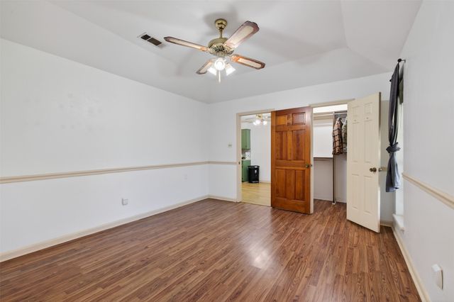 5521 E Meadow Drive, Bossier City, LA 71112