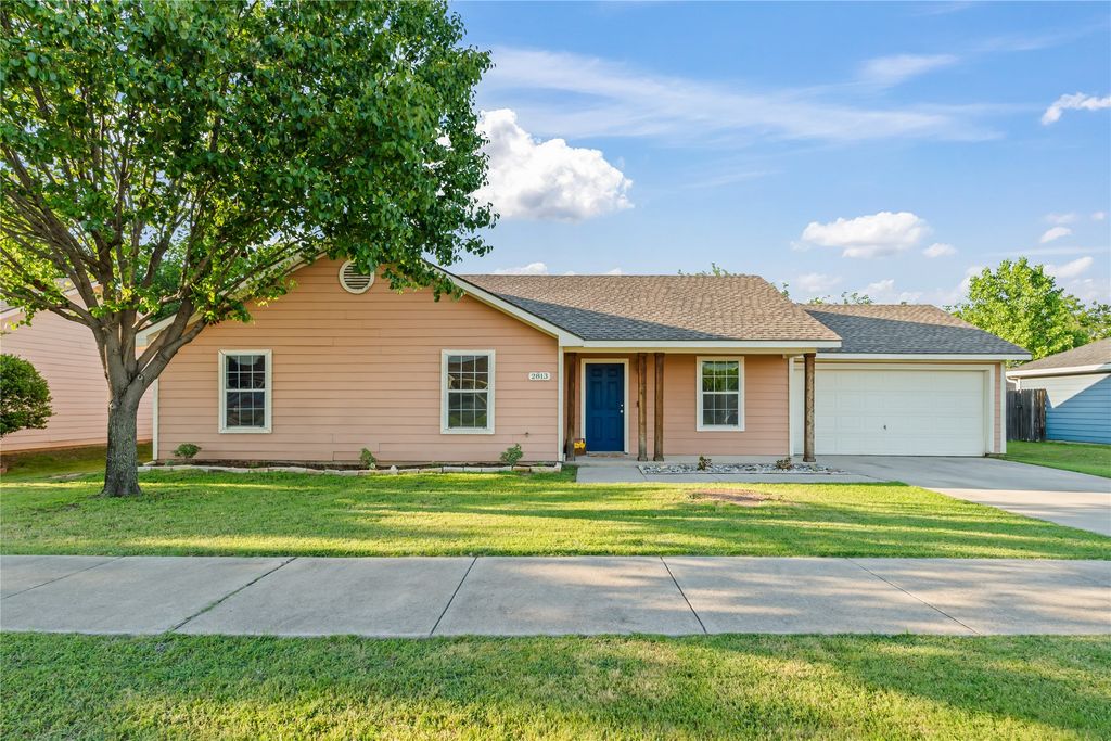 2813 Dana Lane, Denton, TX 76209