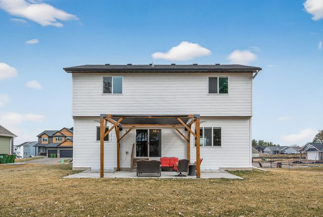 1962 William Lane, Lino Lakes, MN 55038