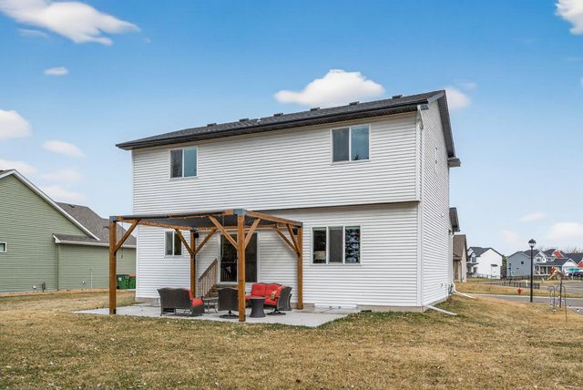 1962 William Lane, Lino Lakes, MN 55038