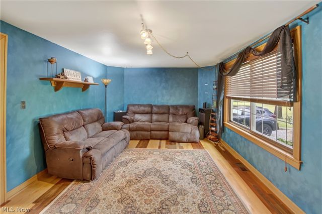 27341 Bagley Road, Olmsted Twp, OH 44138