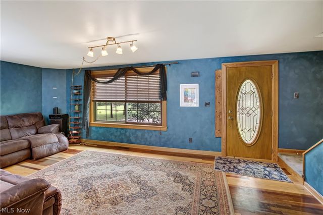 27341 Bagley Road, Olmsted Twp, OH 44138