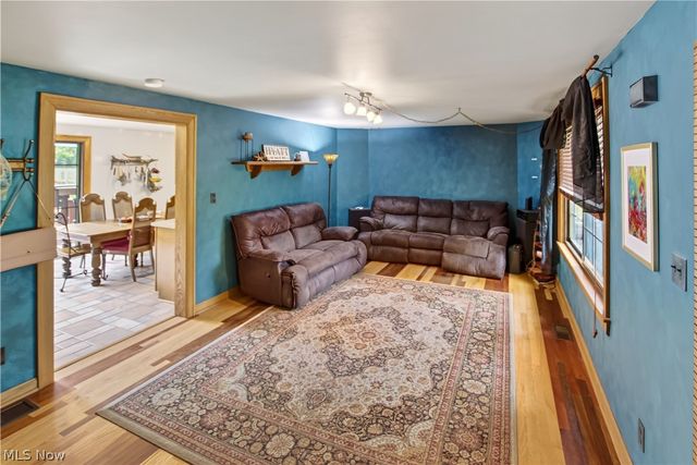 27341 Bagley Road, Olmsted Twp, OH 44138