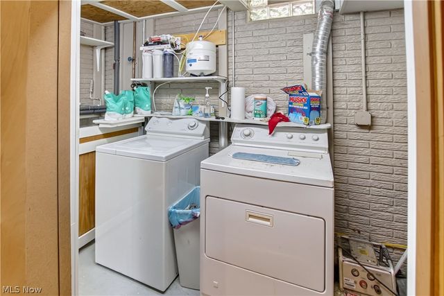 27341 Bagley Road, Olmsted Twp, OH 44138