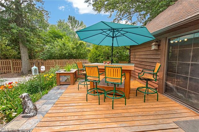 27341 Bagley Road, Olmsted Twp, OH 44138
