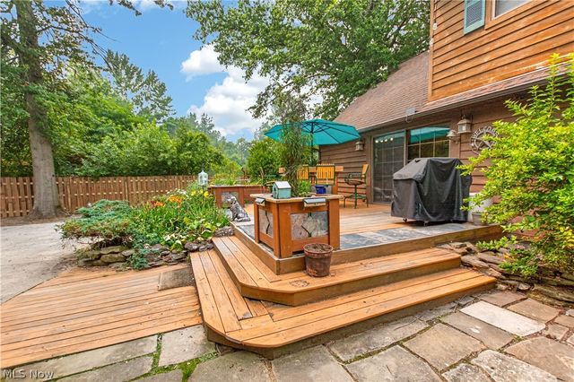27341 Bagley Road, Olmsted Twp, OH 44138