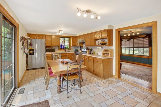 27341 Bagley Road, Olmsted Twp, OH 44138
