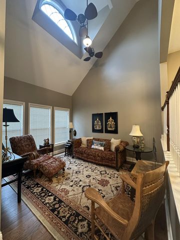 2424 Calendula Road, Lexington, KY 40511