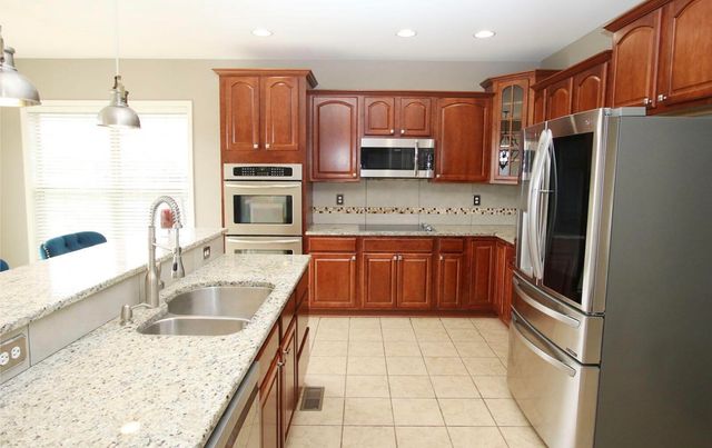 2424 Calendula Road, Lexington, KY 40511