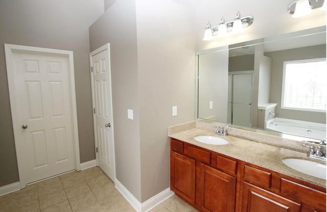 2424 Calendula Road, Lexington, KY 40511